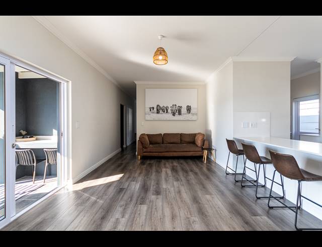 3 BEDROOM FREESTANDING FOR SALE IN SUNNINGDALE